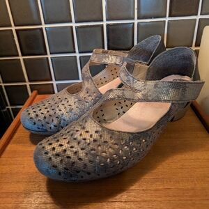 Rieker Low Heeled Pumps,38